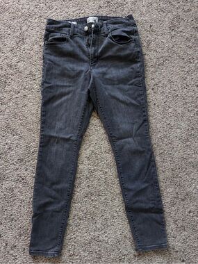 Universal Thread Women's Charcoal Skinny Jeans